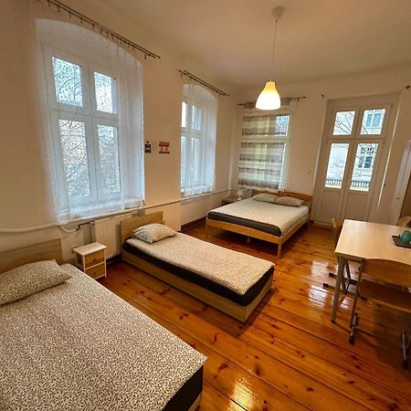 Ostello Lilia House Poznań Esterno foto