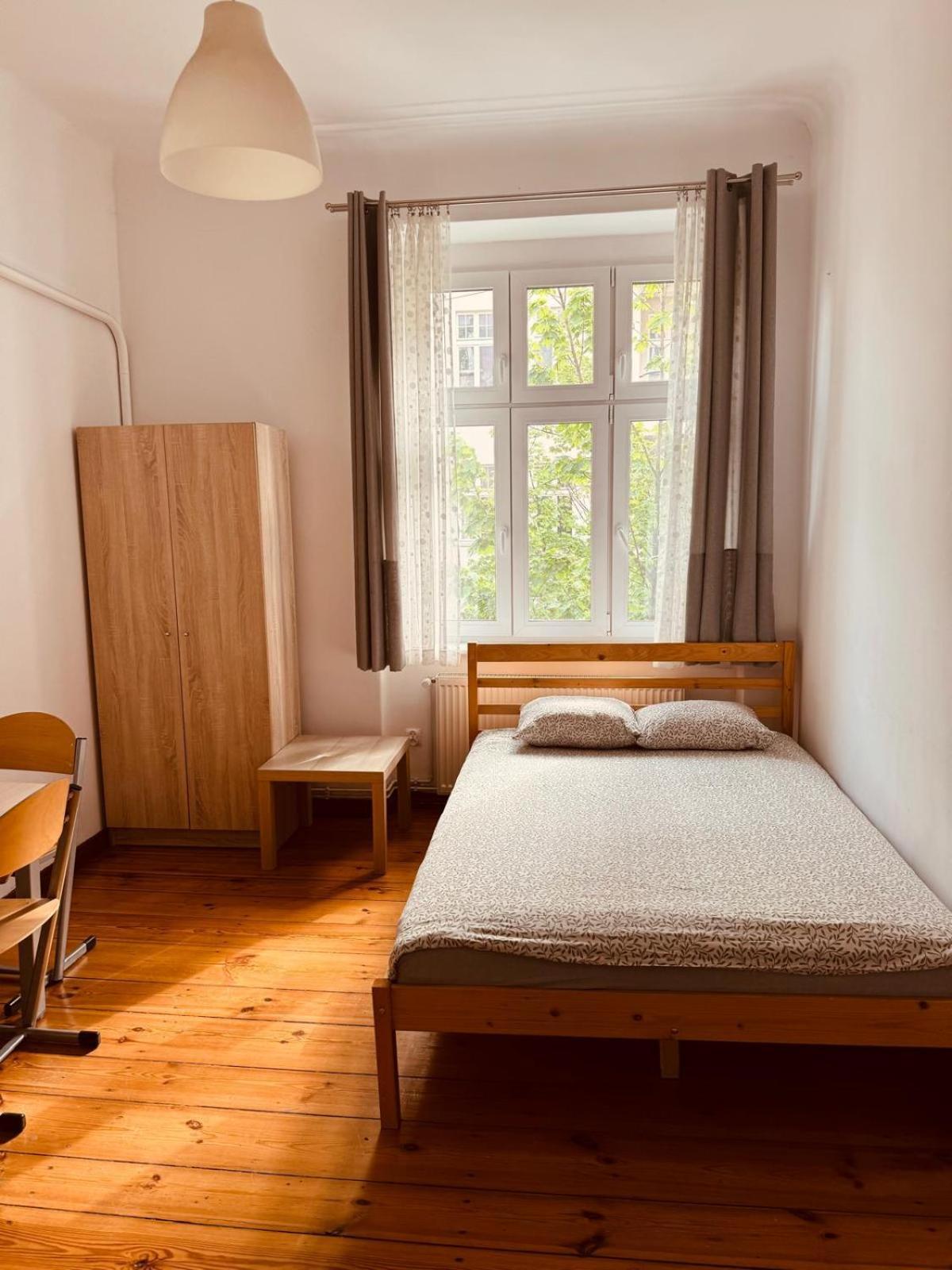 Ostello Lilia House Poznań Esterno foto