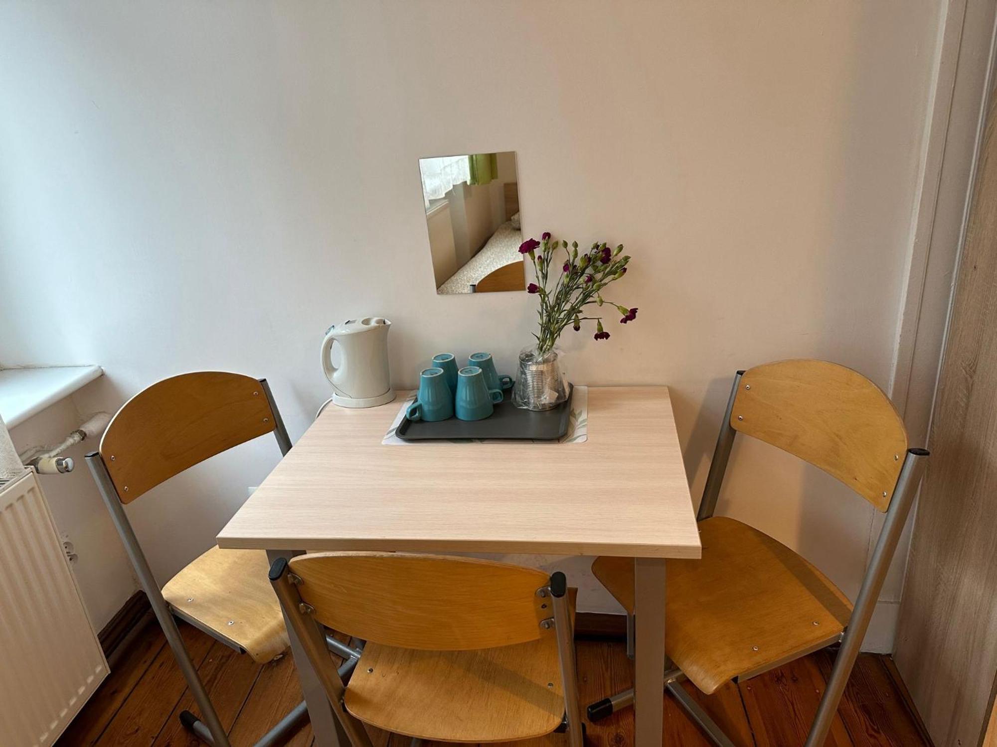 Ostello Lilia House Poznań Esterno foto