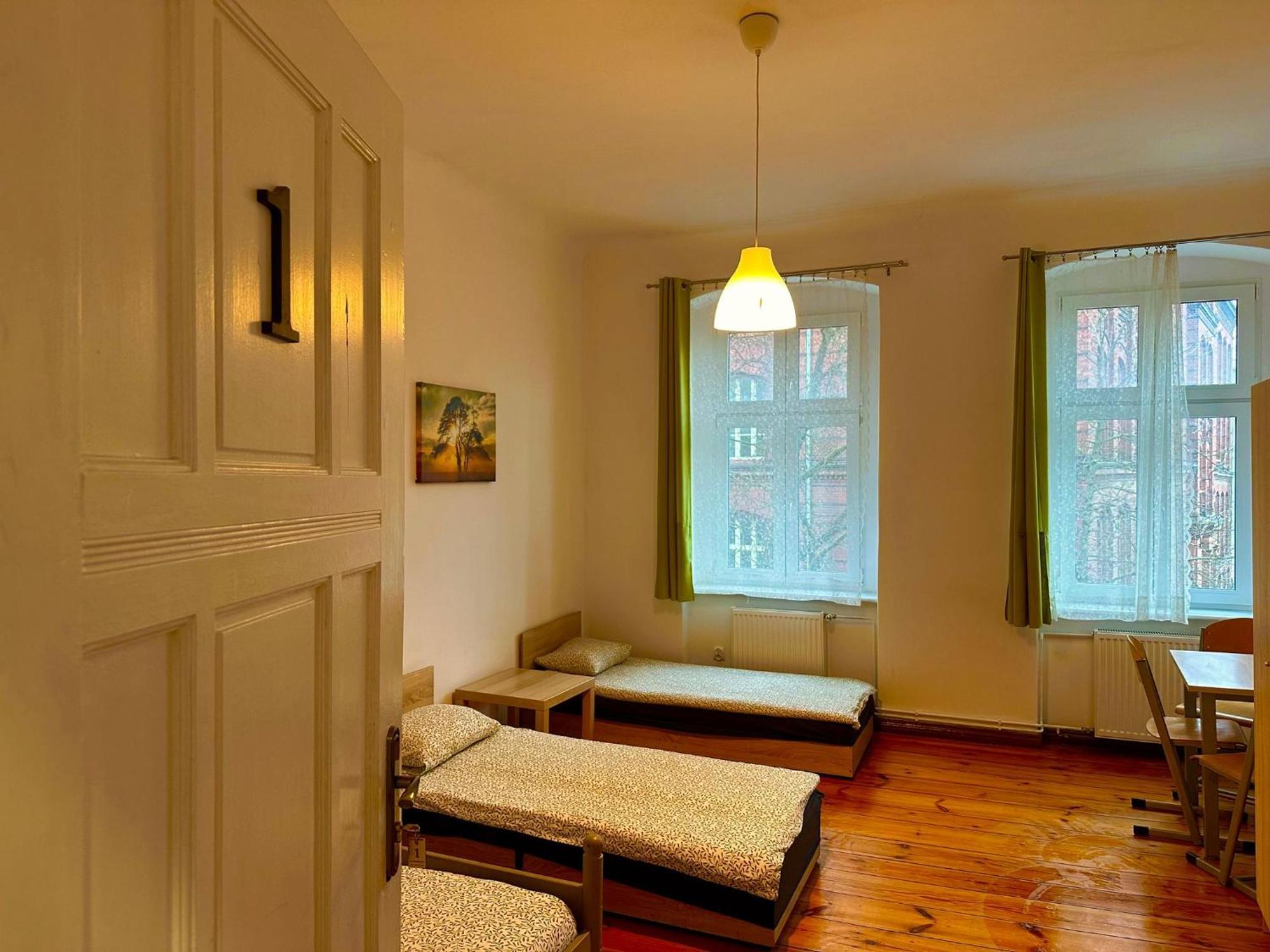Ostello Lilia House Poznań Esterno foto
