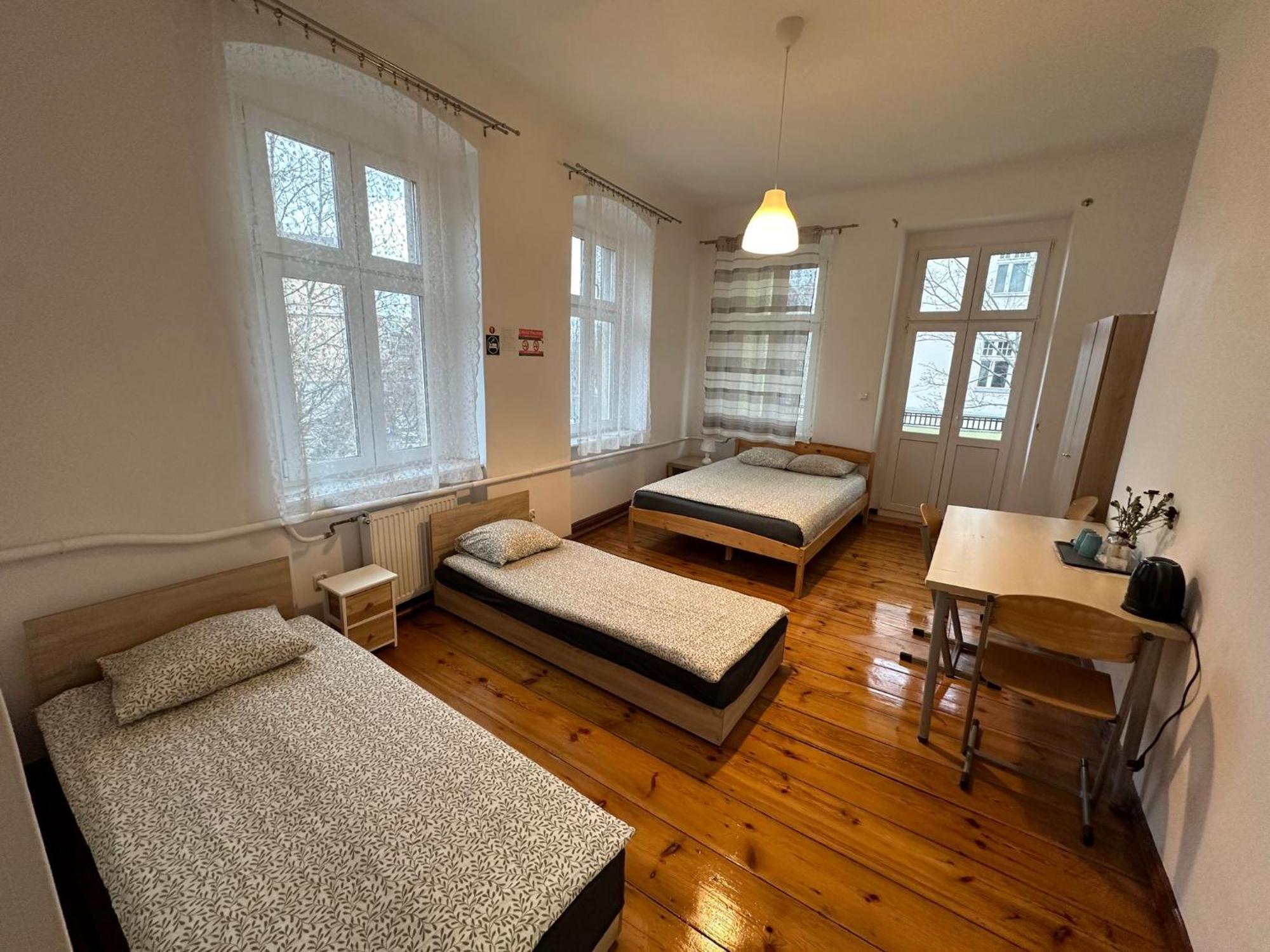 Ostello Lilia House Poznań Esterno foto